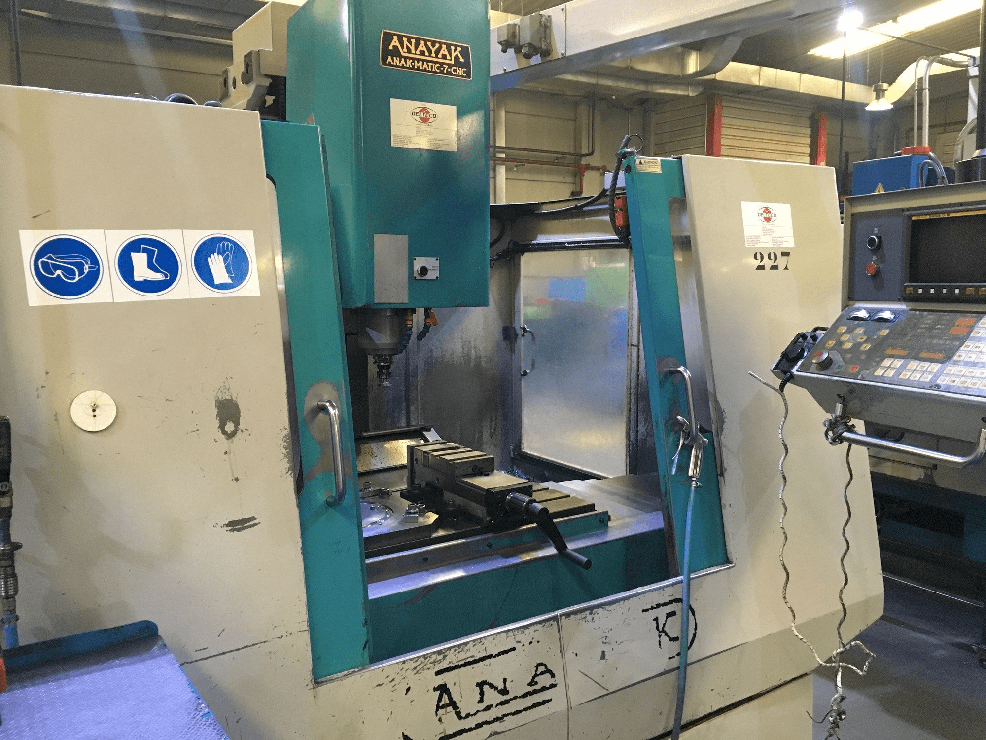 Vooraanzicht van ANAYAK ANAKMATIC-7 machine