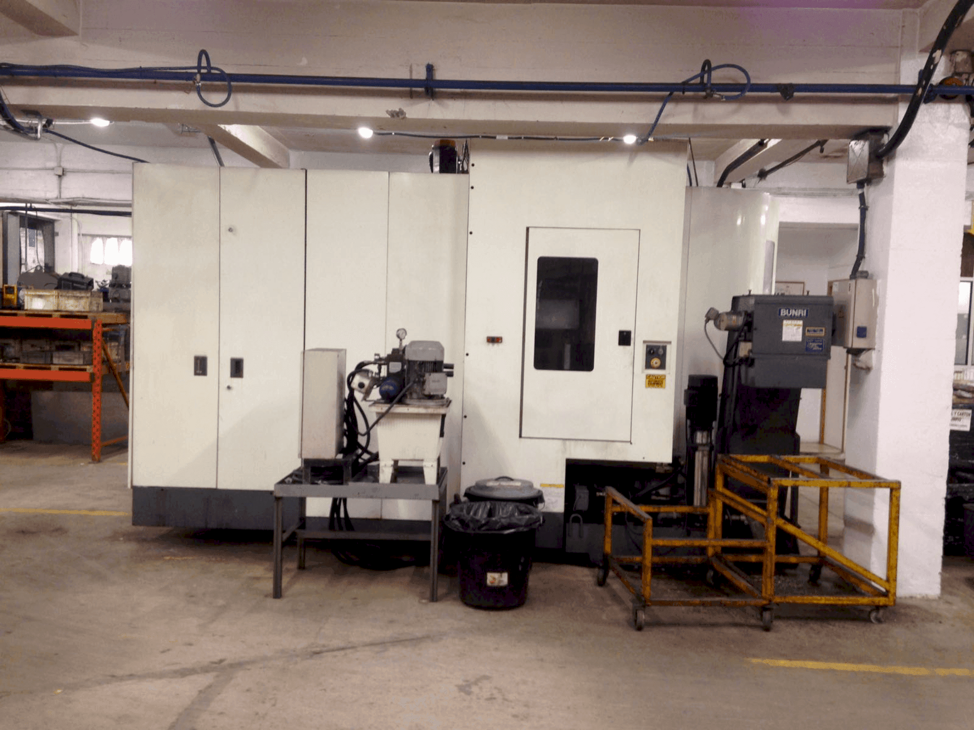 Vooraanzicht van Kitamura HX400I machine