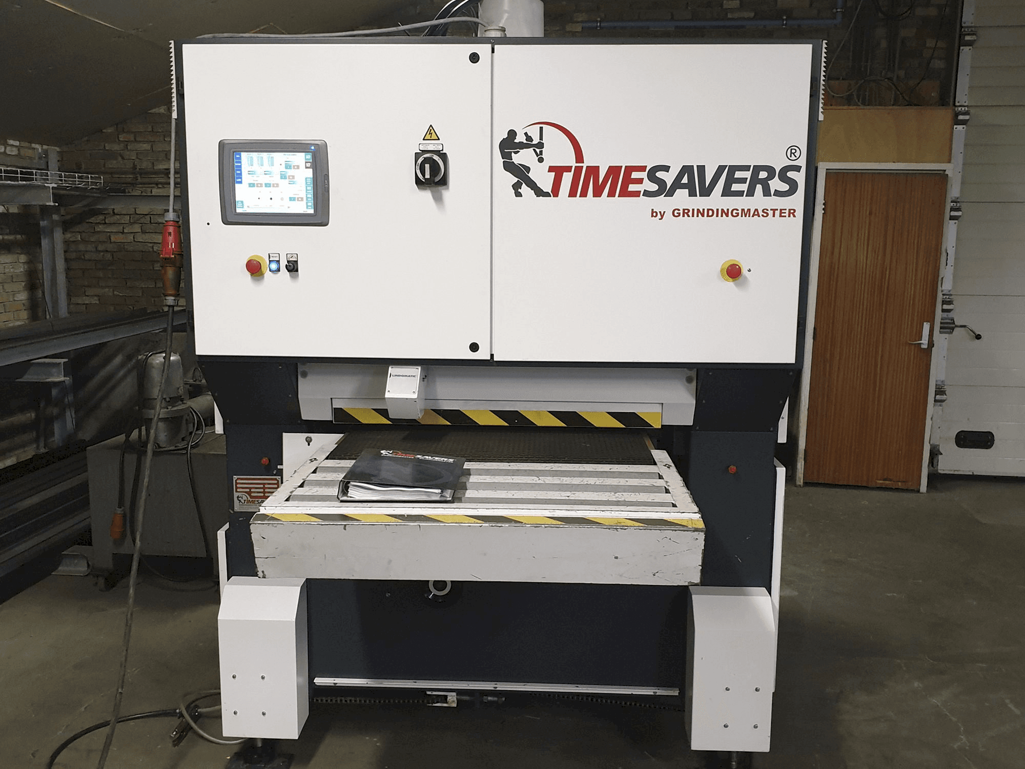 Vooraanzicht van TIMESAVERS 42 SERIE 900 WWB S machine